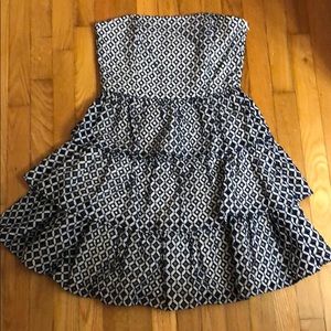 White House Black Market - New With Tags -Size 8